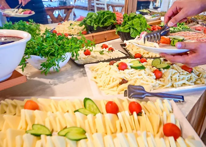 Manzara Non Alcoholic Family Otel 3*